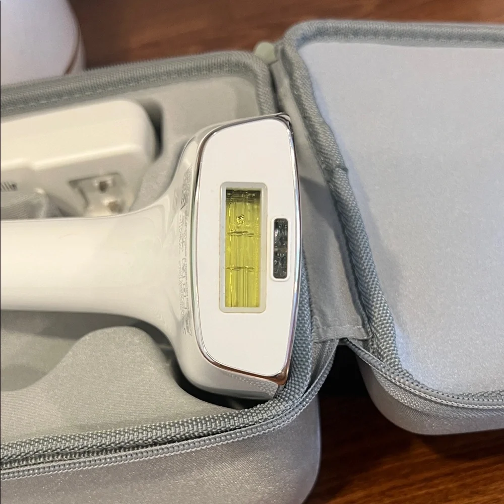 Silk'n BellaFlash Pro Hair Removal Device - White